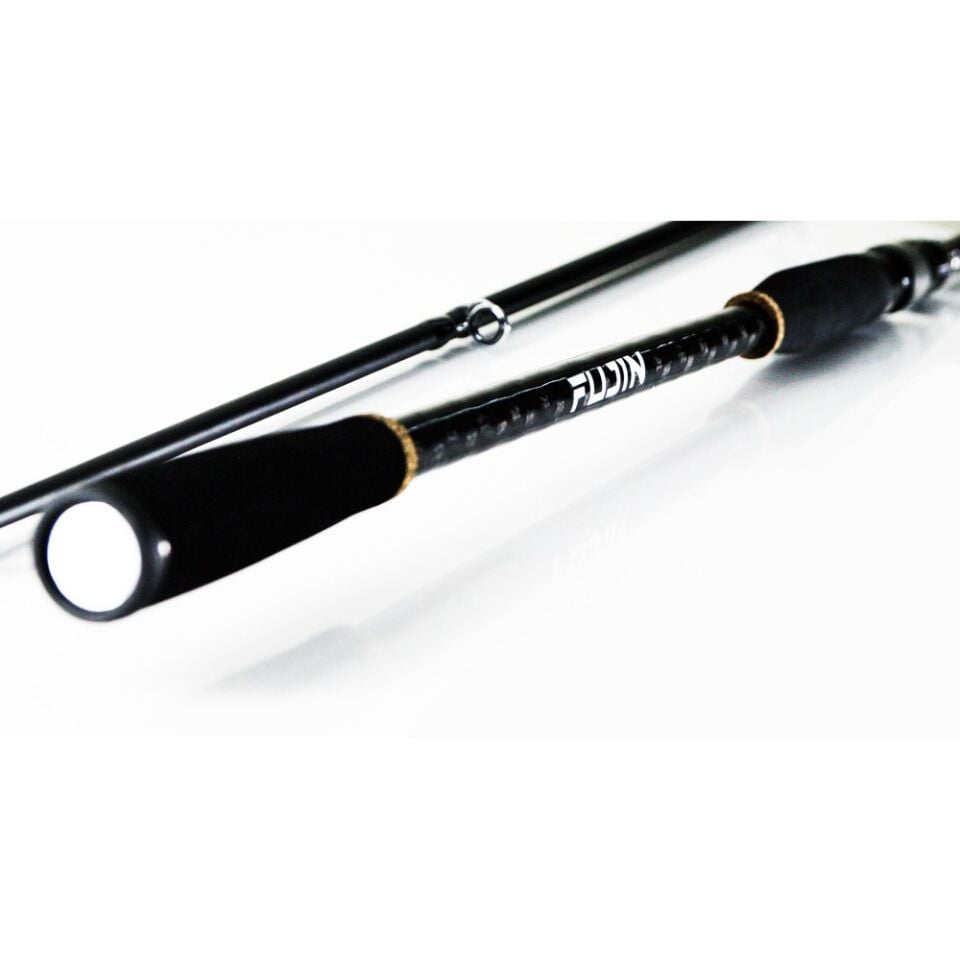 Fujin New Crow 270cm 10-40gr X-Plus Spin Kamış