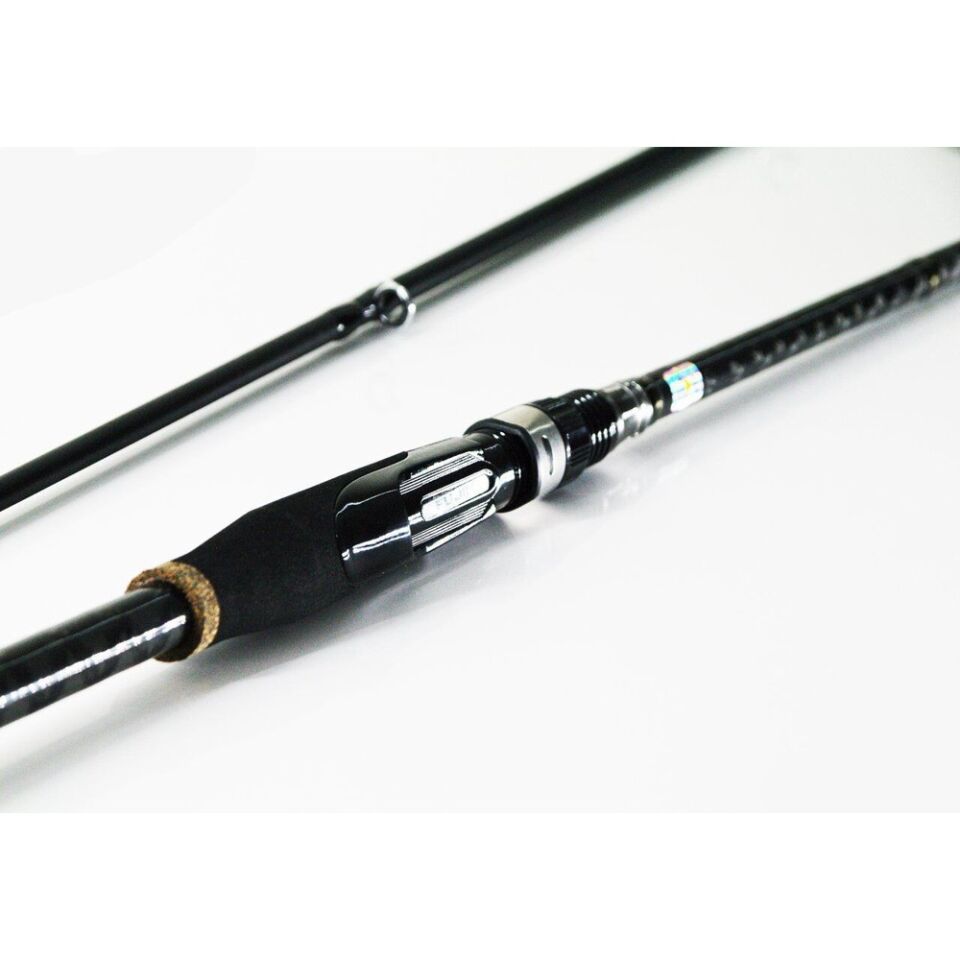 Fujin New Crow 270cm 10-40gr X-Plus Spin Kamış