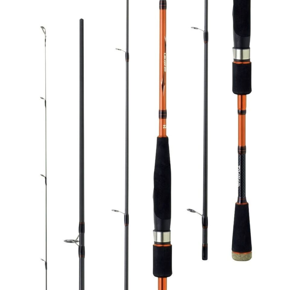 Daiwa Crossfire New 244 cm 10-35 gr Spin Kamışı