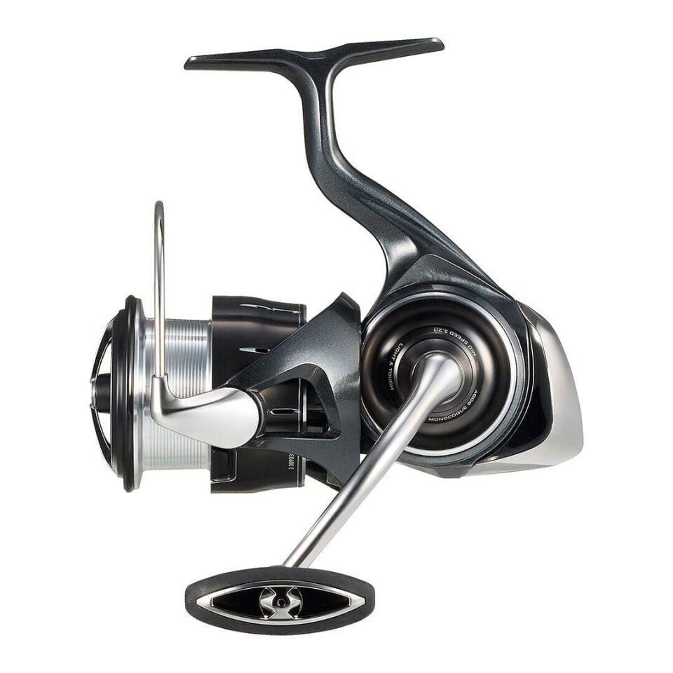 Daiwa Luvias 24 PC LT 2500 Spin Olta Makinesi